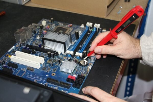 Montagem e manutenção de microcomputador básico nível 1